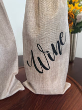 Load image into Gallery viewer, Wine Gift Bags
