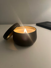 Load image into Gallery viewer, Orchid &amp; Sea Salt Candle
